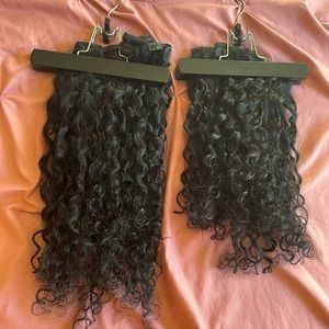 Curly clip ins